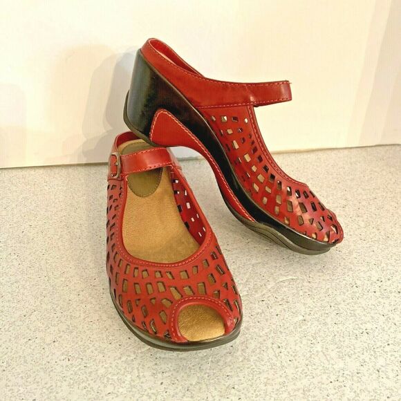 Bass red slip on peep toe platform sandals 7.5M - Picture 7 of 10
